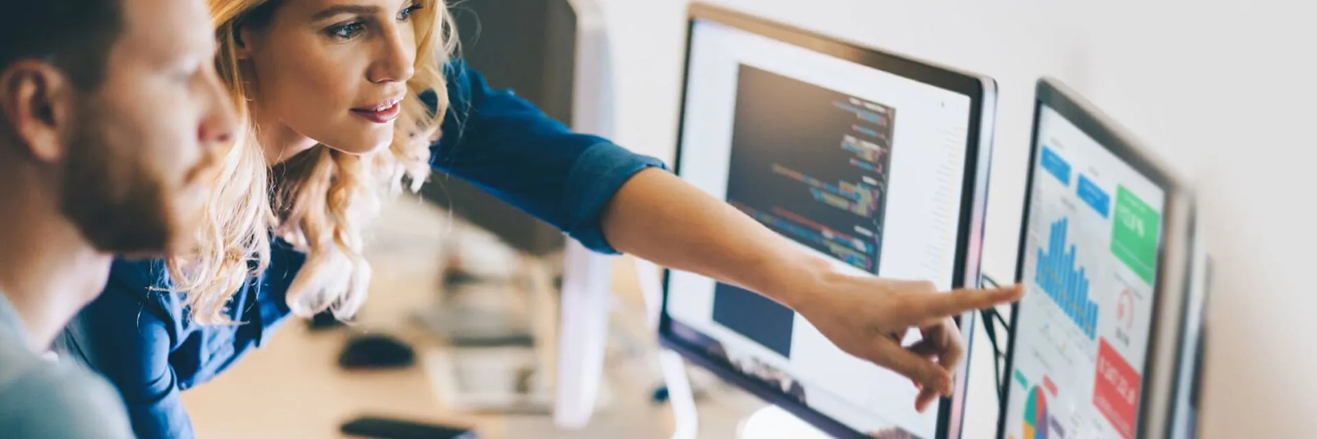 people watching sth on ther computer